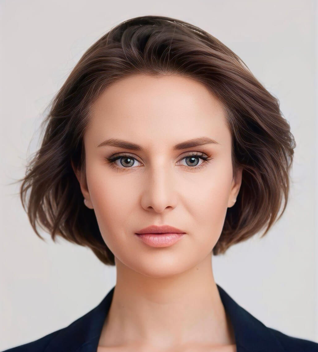 portrait of Olga Shavanova web and graphic designer